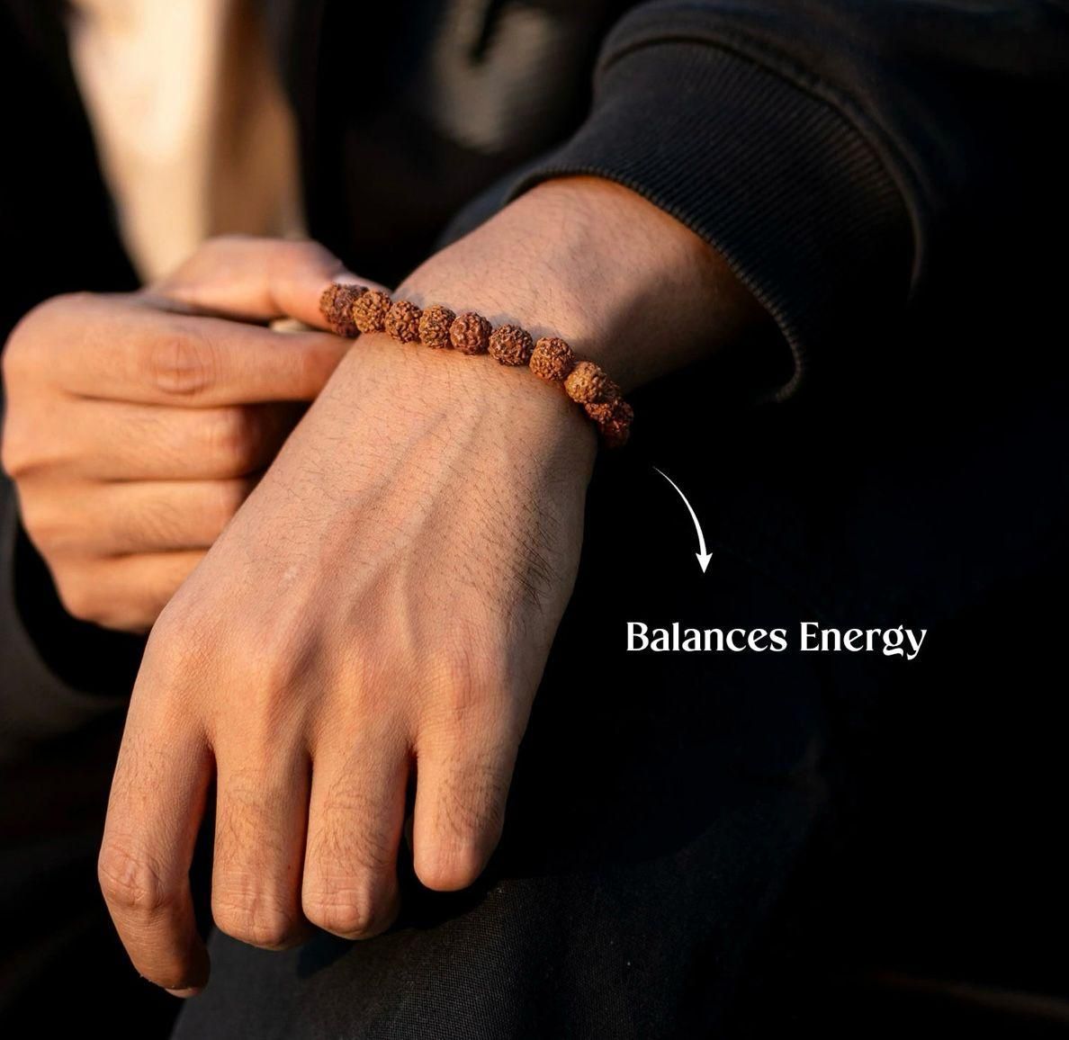 🙏 7 Mukhi Rudraksha Bracelet – Divine Energy, Timeless Style 🧘‍♂️